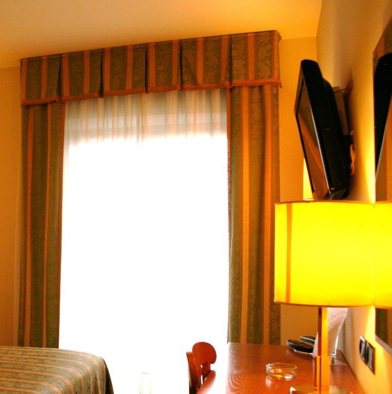 Savant Hotel Lamezia Terme Rum bild